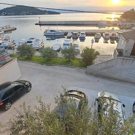 Apartman Nina Kali Exterior foto