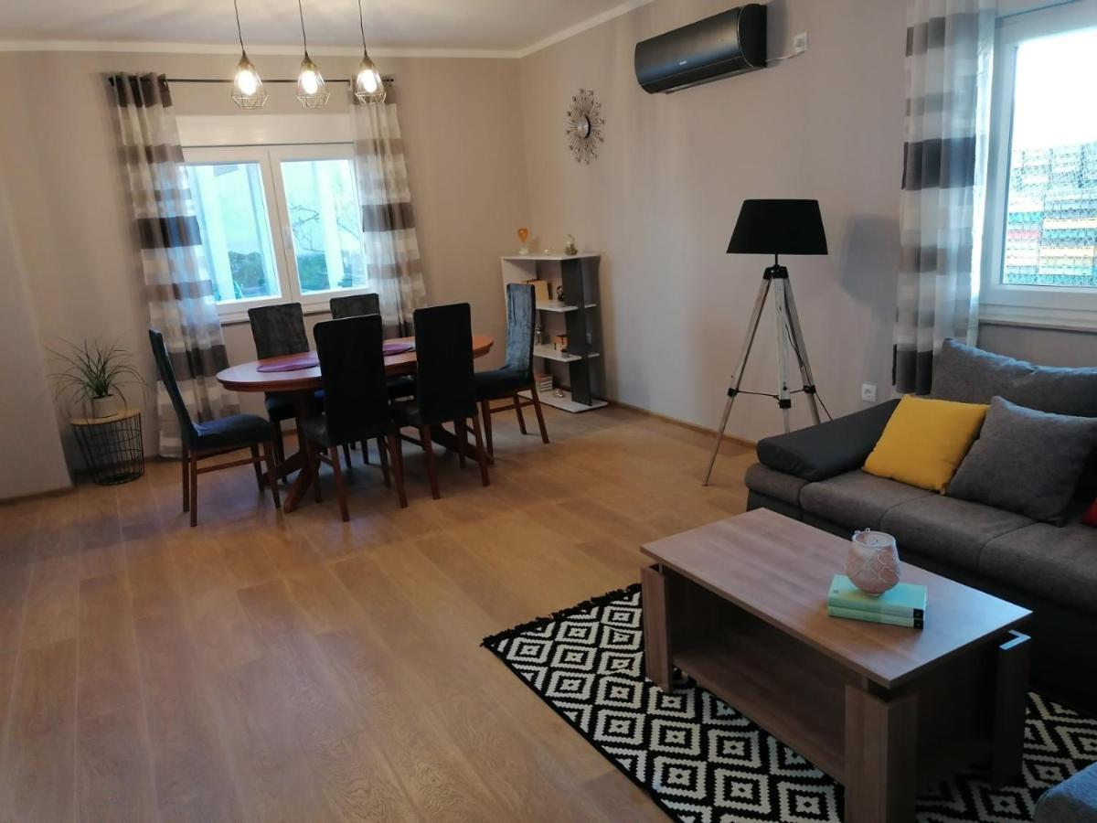 Apartman Nina Kali Exterior foto