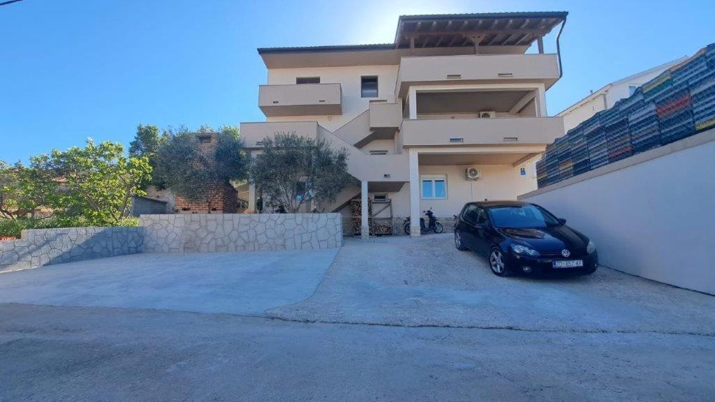 Apartman Nina Kali Exterior foto