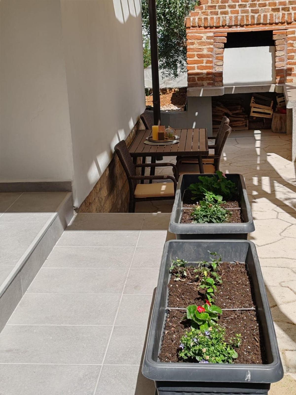 Apartman Nina Kali Exterior foto